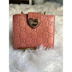 100% Authentic Leather Gucci Wallet (Pink)
